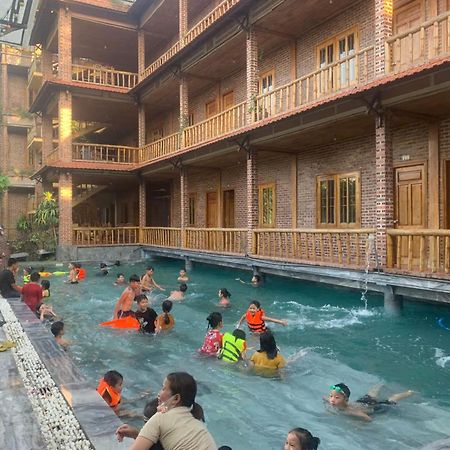 Ho Nui Dinh Hotel Ниньбинь Экстерьер фото